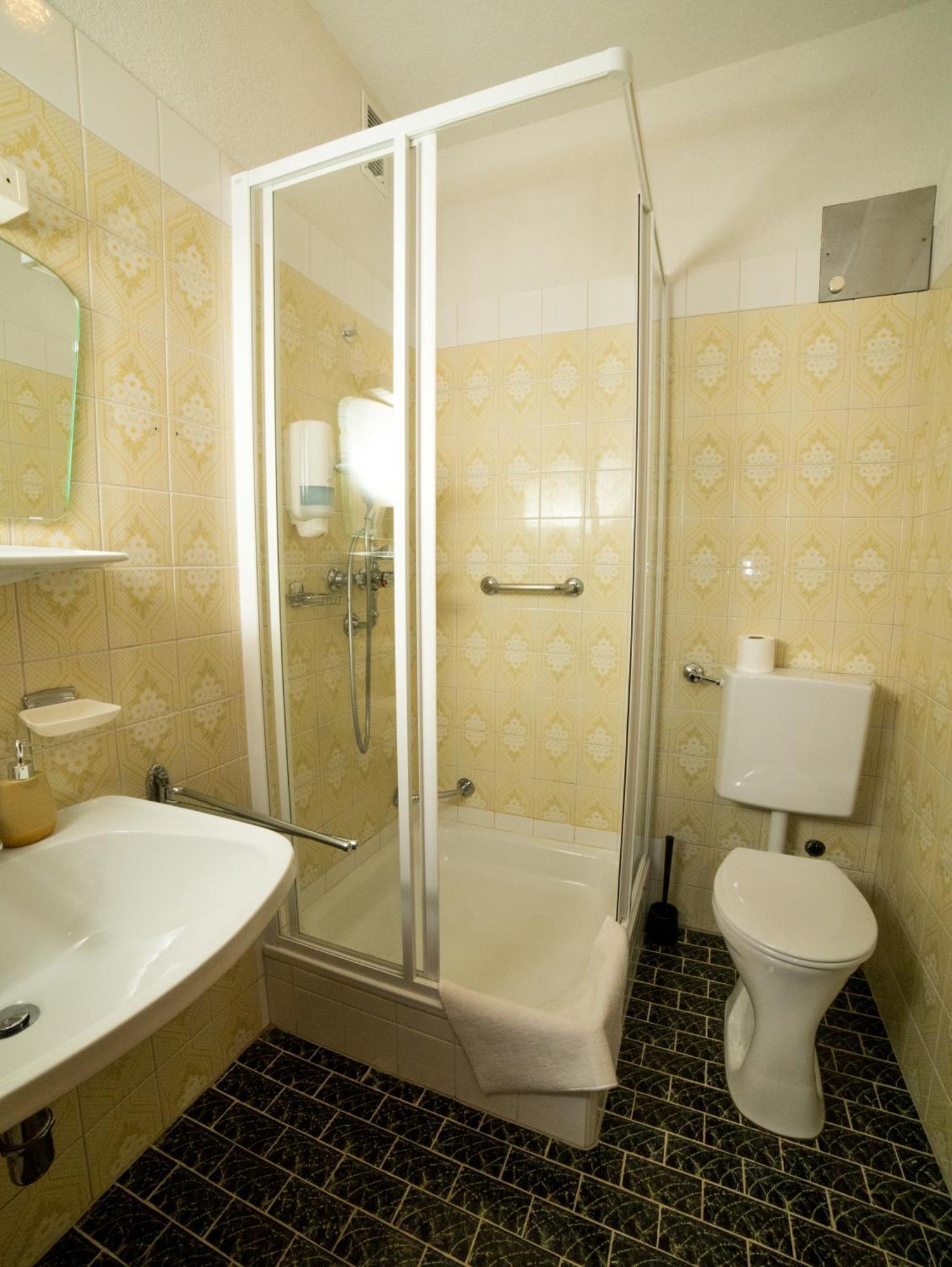 Dorfpension Mariahilfberg Gutenstein Extérieur photo